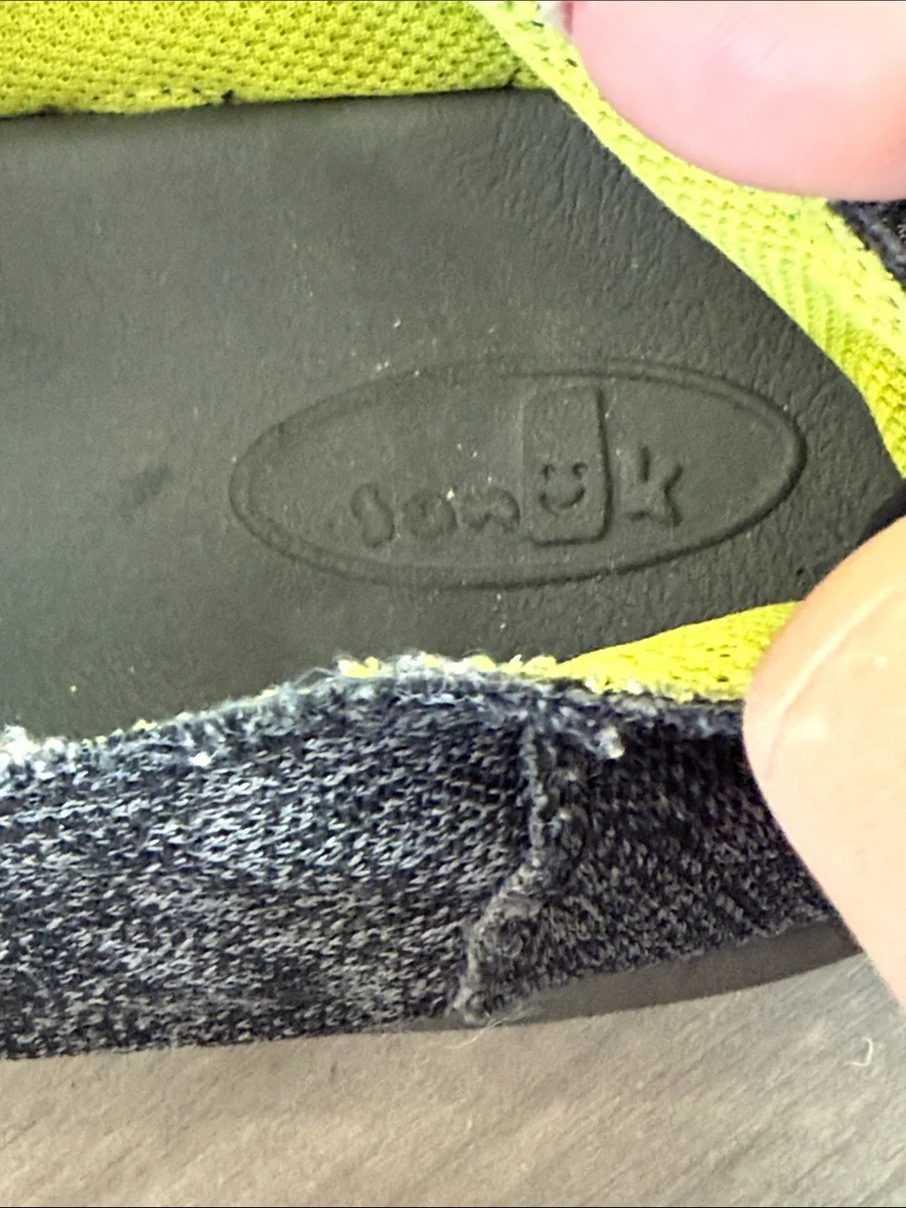 Sanuk Gray Knit Slip-On with Lime Accents Men’s Size 10